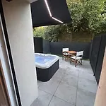 La Terrasse Abritee Et Son * 낭시