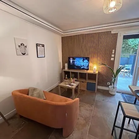 Apartment La Terrasse Abritee Et Son Nancy